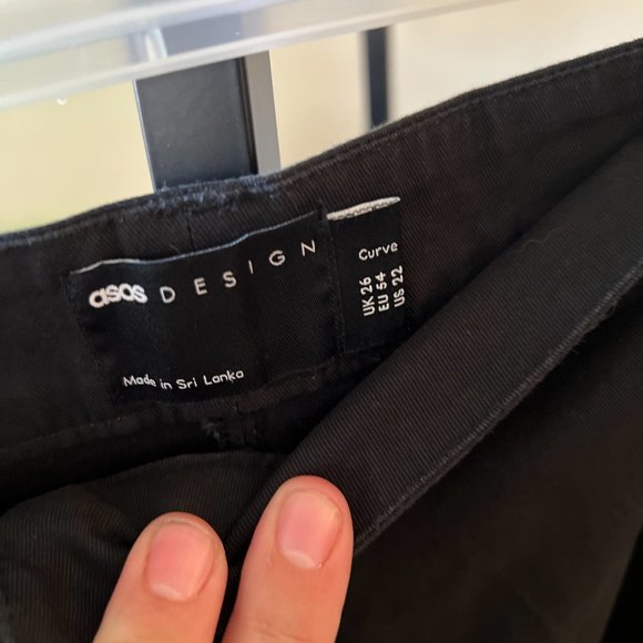 ASOS Design Curve // Plus Size Chino Trousers - Tapered Pants - UK 26 US 22 - Picture 4 of 5